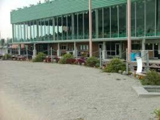 Hiawatha Horse Park